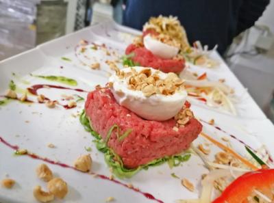 Battuta Fassone Burrata E Nocciole2